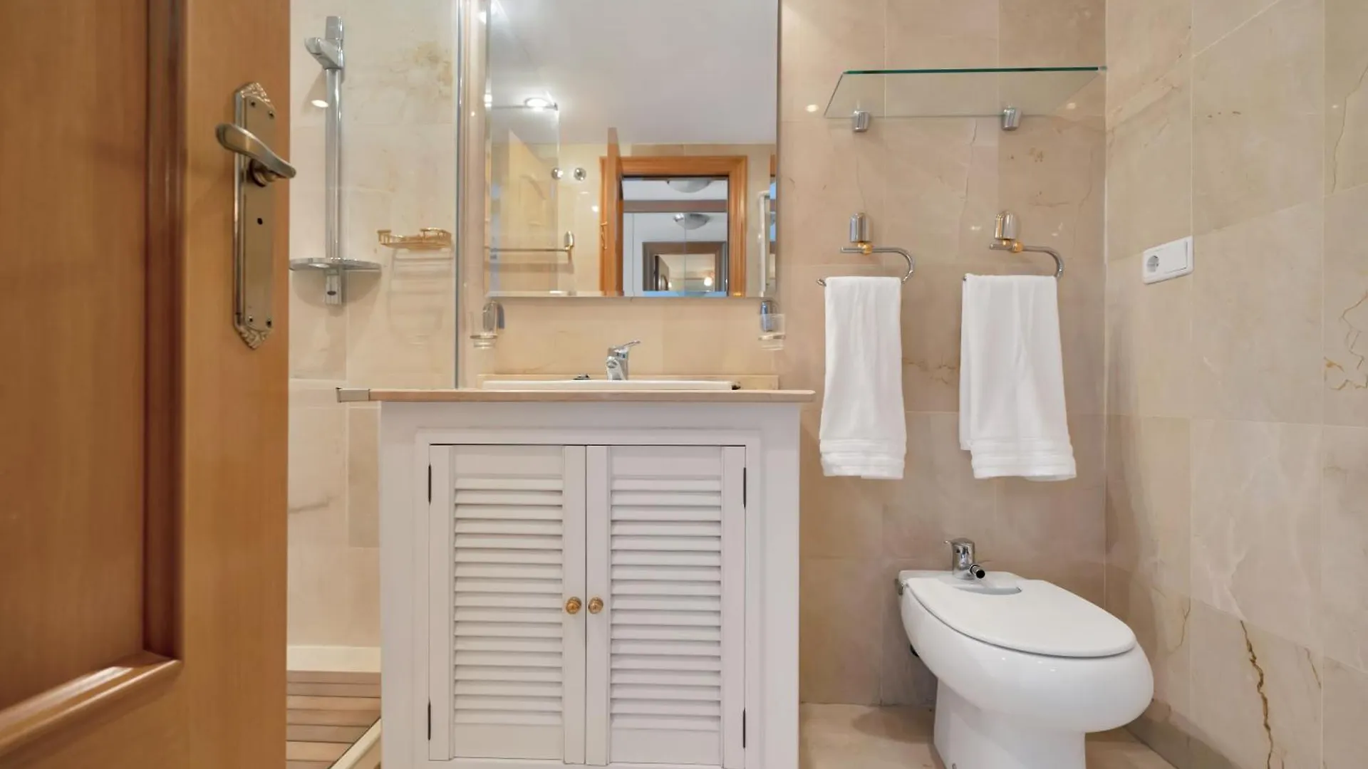 Xallas Golfside Apartment Marbella