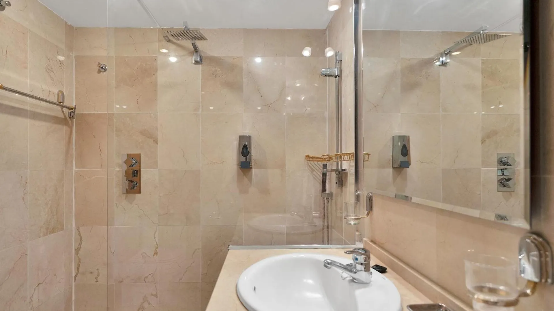 Xallas Golfside Apartment Marbella Spain