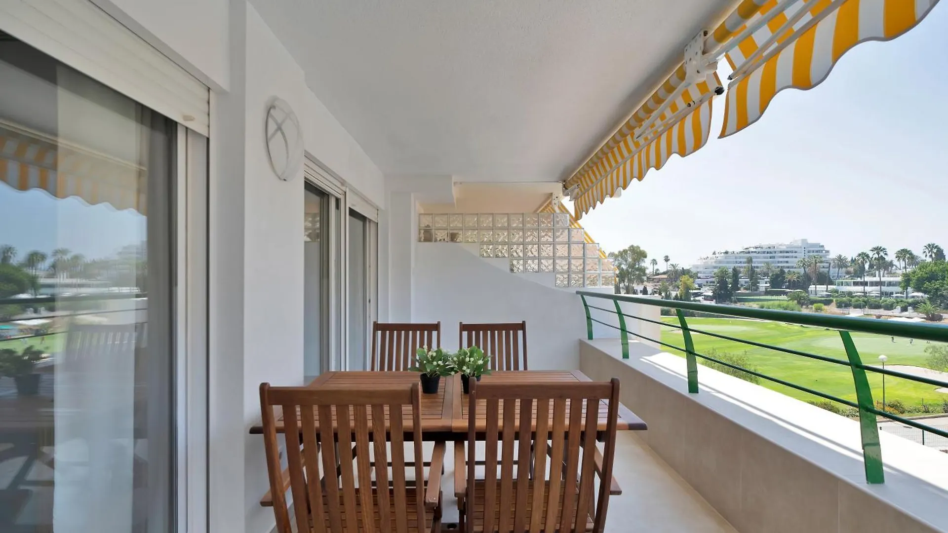 Xallas Golfside Apartment Marbella
