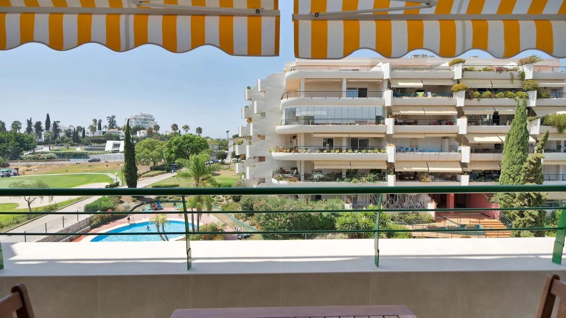 Xallas Golfside Apartment Marbella